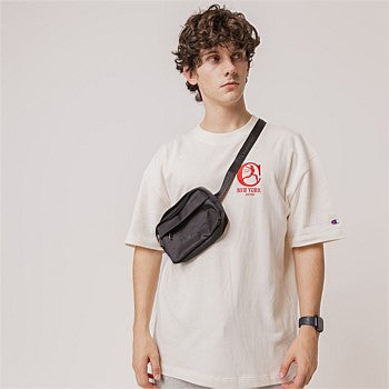 CE-N (Champion script waist bag black) 12491956