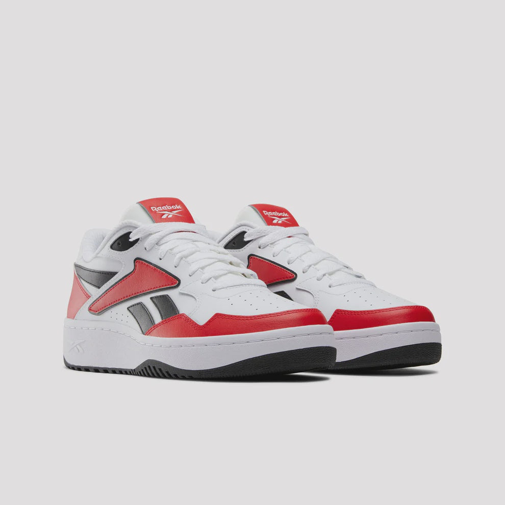 R-Z16 (Reebok atr chill white/vector red/black) 72498184 – Otahuhu