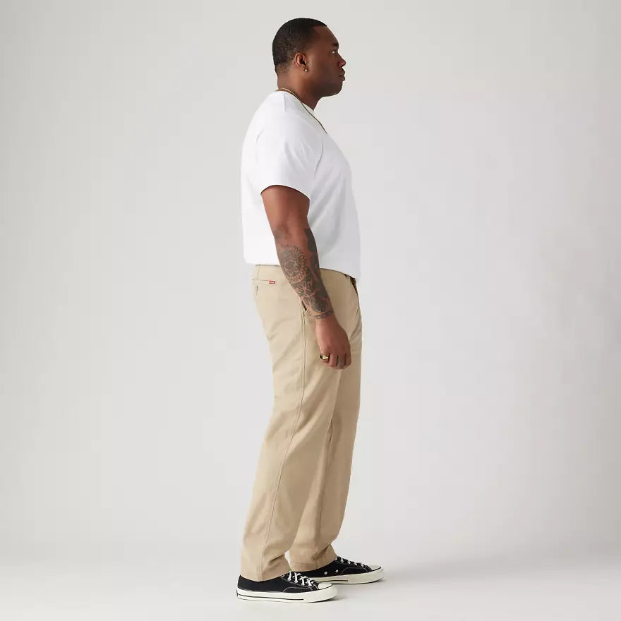 LV-E (Levi's chino standard taper khaki)