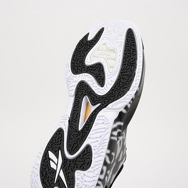 R-X17 (Reebok engine A 26 + SE black/white/gold) 126910230