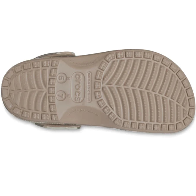 CR-I8 (Crocs classic printed camo clog mushroom/multi) 12494608
