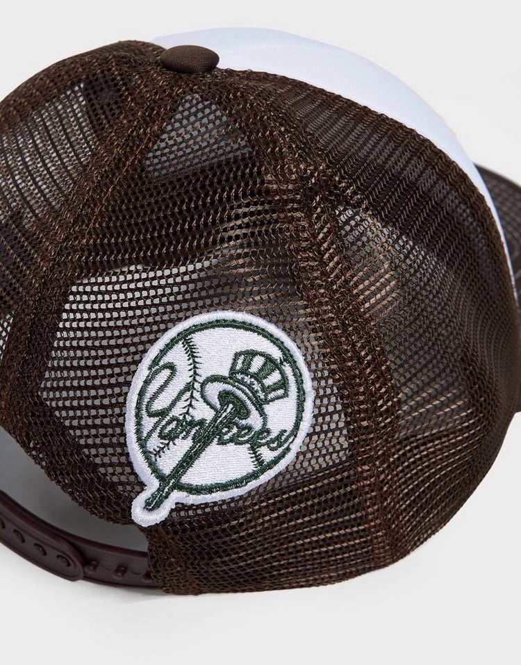 NEC-K70 (New era 940 A frame puff trucker new york yankees optic white/burnt wood osfm) 112592890