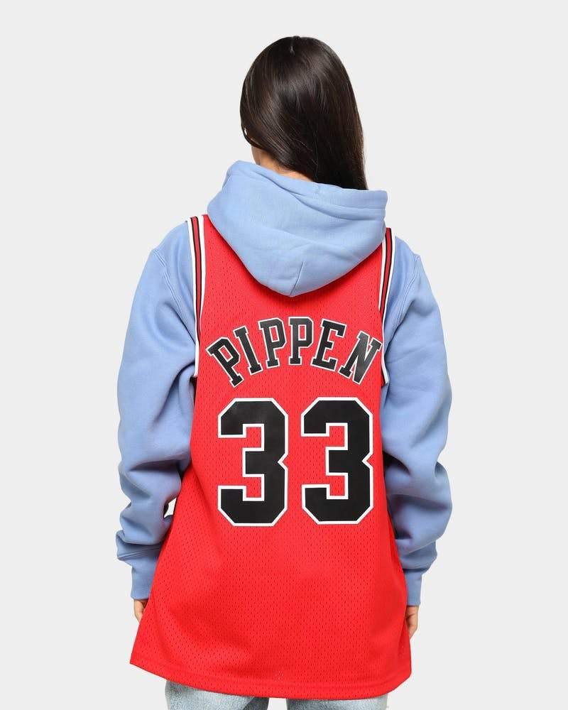 MNA-D2 (NBA SWINGMAN JERSEY BULLS PIPPEN 33 ROAD 97-98 RED) 121996956 - Otahuhu Shoes