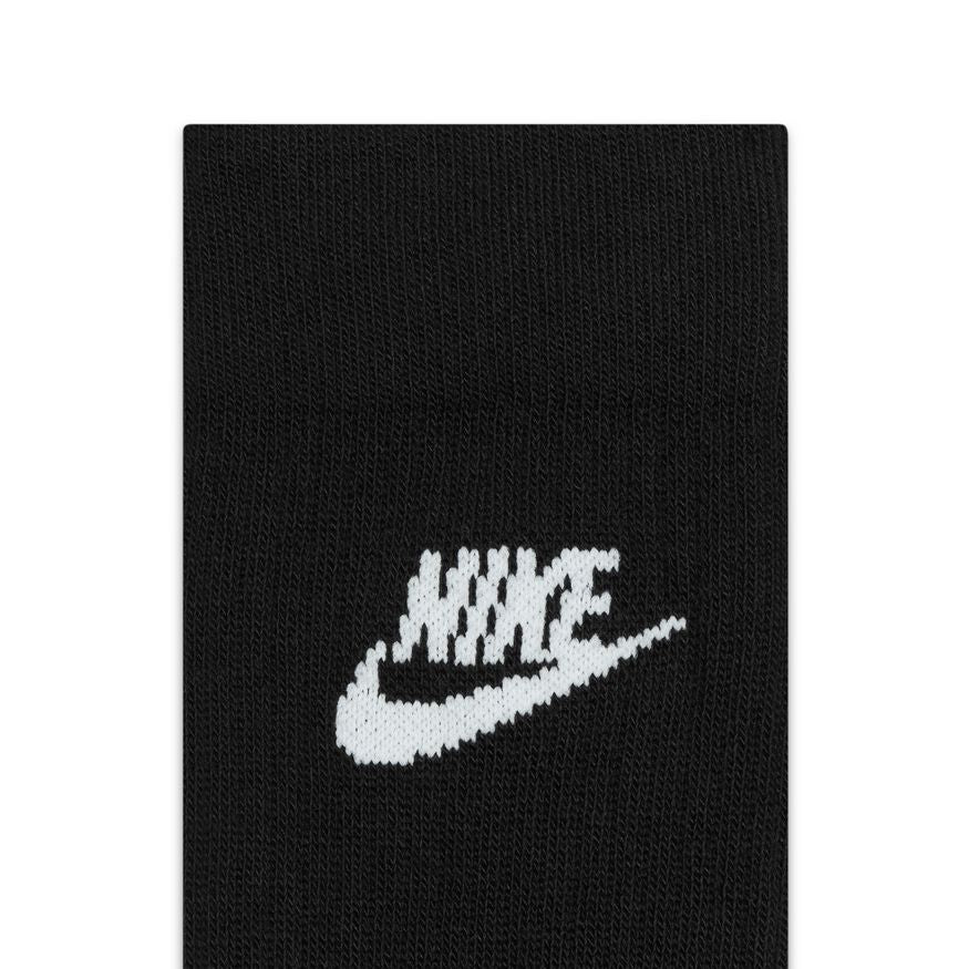 NA-T35 (U nike sportswear everyday essential crew socks black/white) 32291279 NIKE