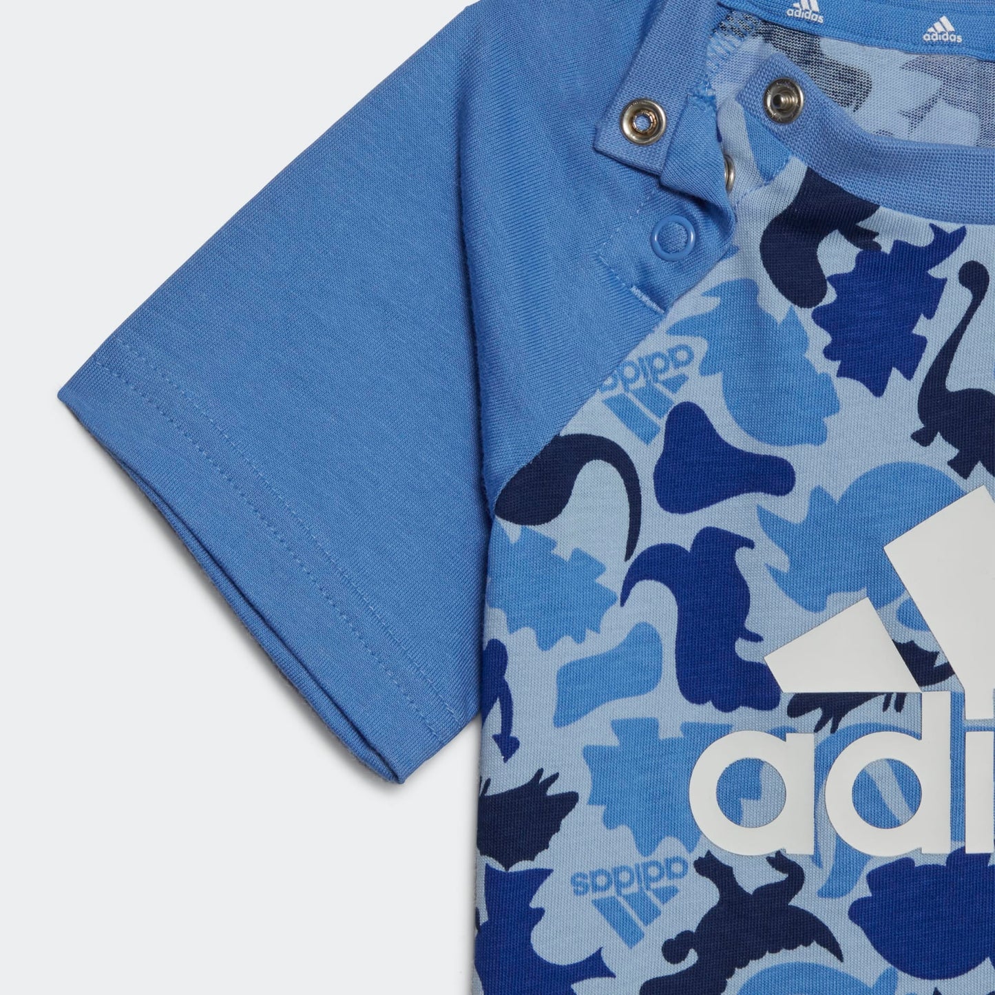 AA-R18 (Adidas dino camo all over print tee and short set blue fusion/blue dawn/white) 22393070 ADIDAS