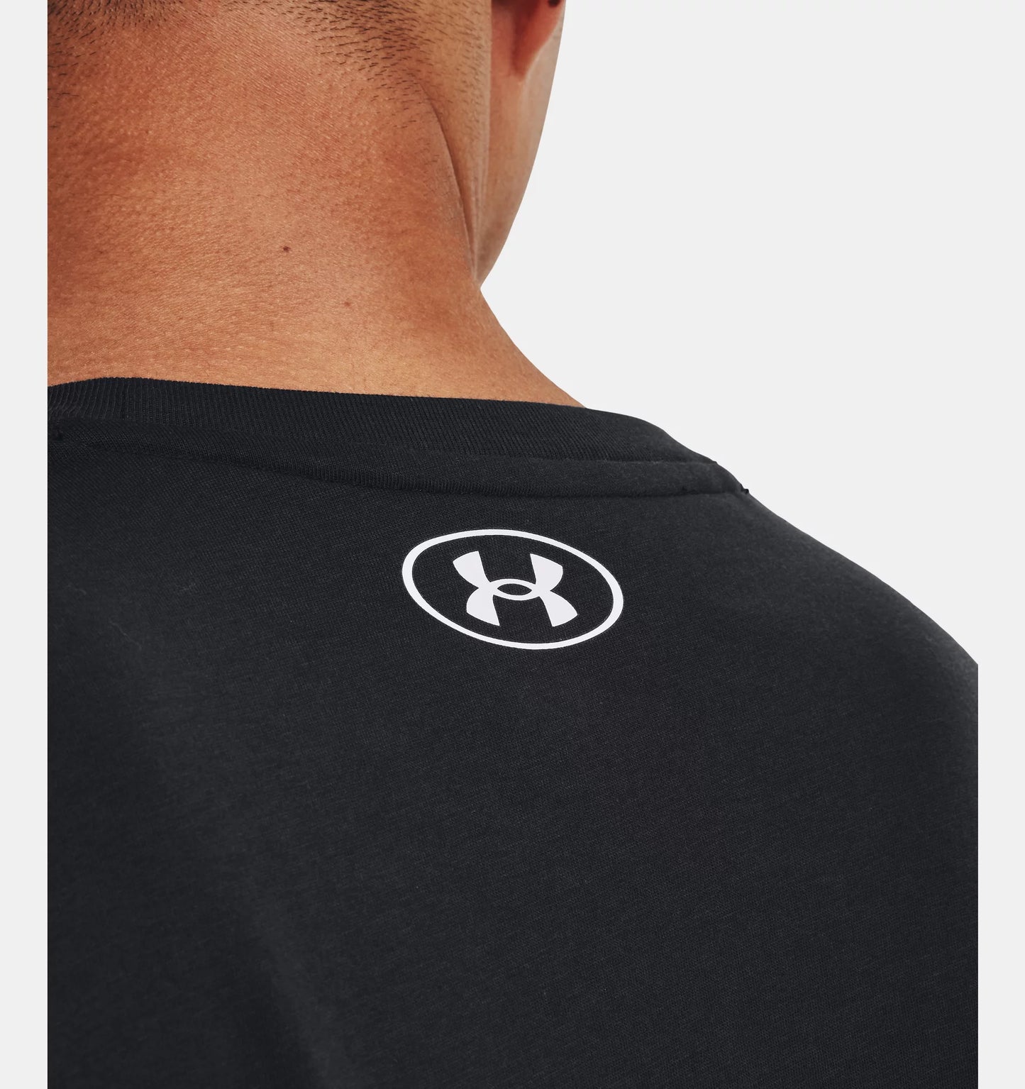 UAA-F8 (Mens project rock payoff short sleeve tee black/white) 92292173 UNDER ARMOUR
