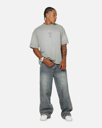 MNA-H48 (Mitchell & ness chicago bulls big oversized logo t-shirt nuetral grey) 102593913