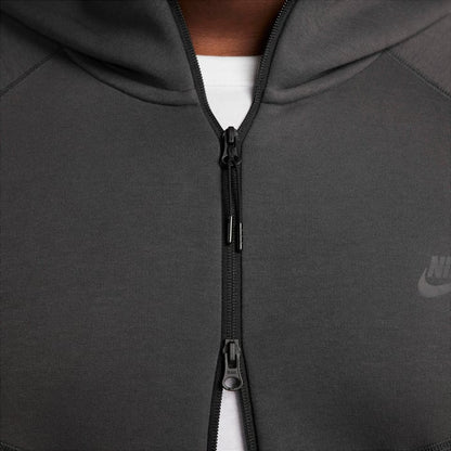 NA-M47 (Nike sportswear tech fleece windrunner antracite/black)