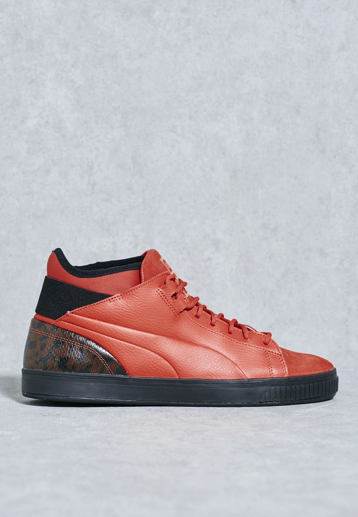 P-X32 (PLAY WINE & DINE HIGH RISK RED) 11796502 PUMA