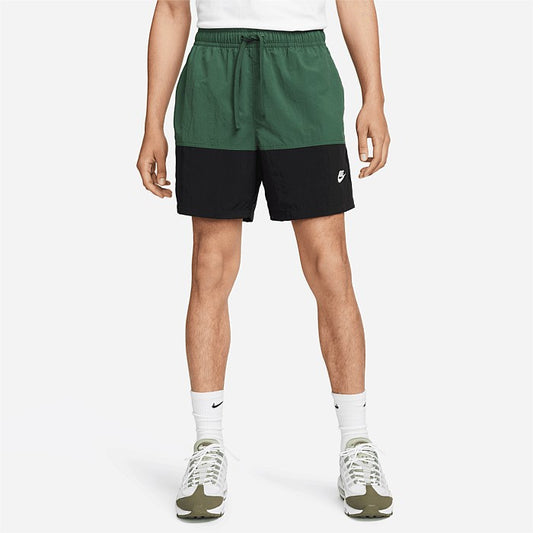 NA-Y44 (Nike club woven colour blocked shorts forest green/black)