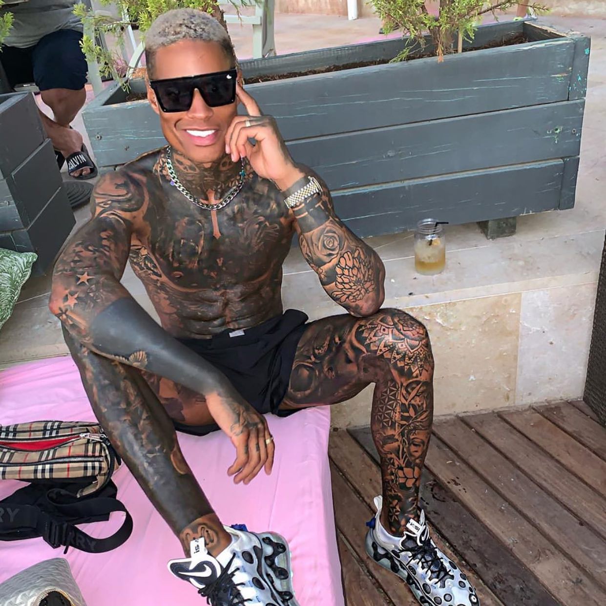 BV-R (Belvoir & co sunglasses roomers black gloss) 52596700