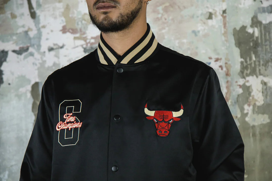 NEA-U6 (New era champs satin jacket chicago bulls) 723911500