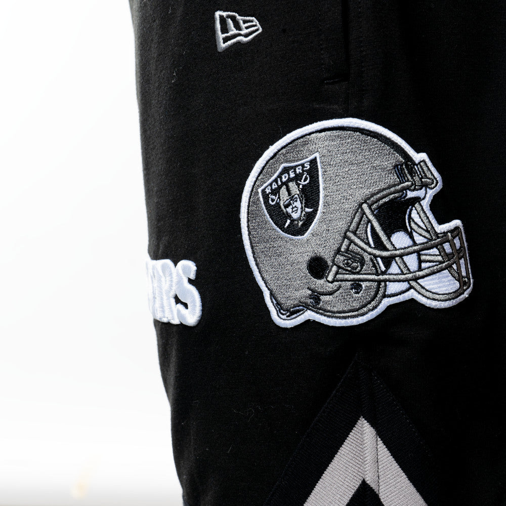 NEA-S8 (New era oversize higher grade las vegas raiders shorts black/team colours) 52496500