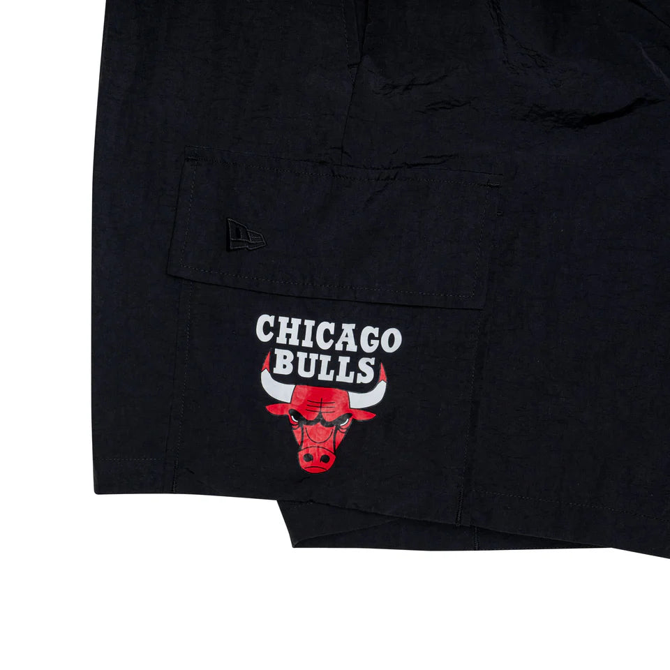 NEA-A11 (New era NBA rivals chicago bulls cargo style shorts black) 112495500