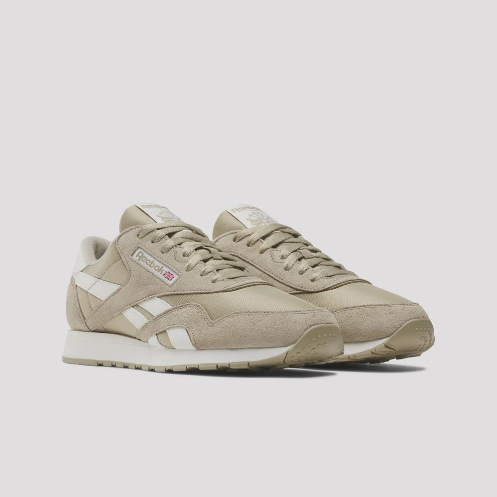 R-B17 (Reebok classic nylon mushroom/chalk) 92497673