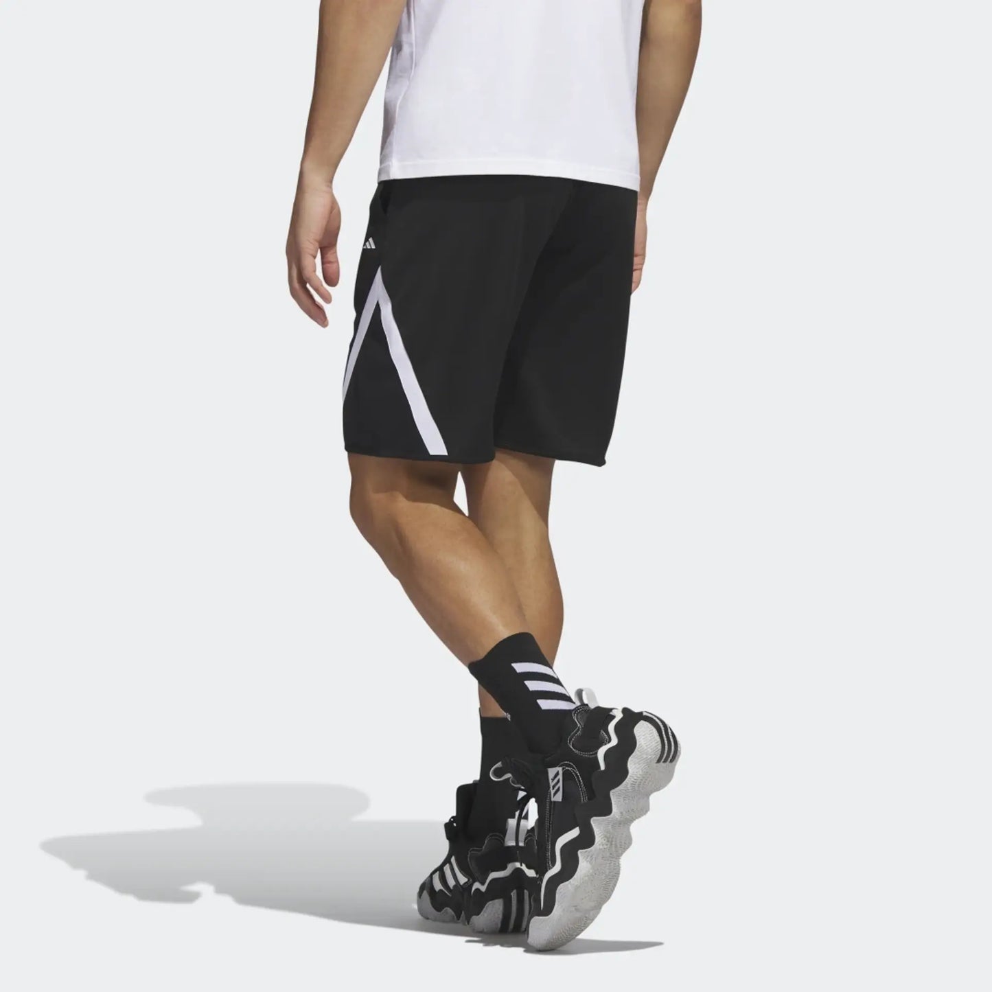 AA-J22 (Adidas pro block shorts black/white) 102392646