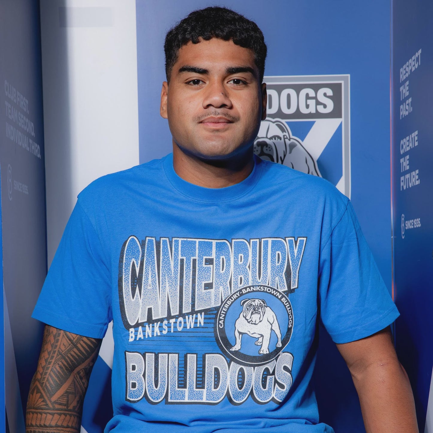 MNA-R31 (Mitchell and ness inclined stack tee canterbury bankstown bulldogs royal) 102393347