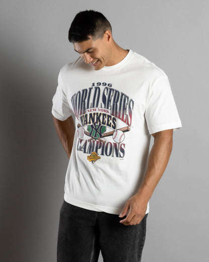 MJA-H14 (Majestic champs new york yankees vintage tee vintage white) 112492390