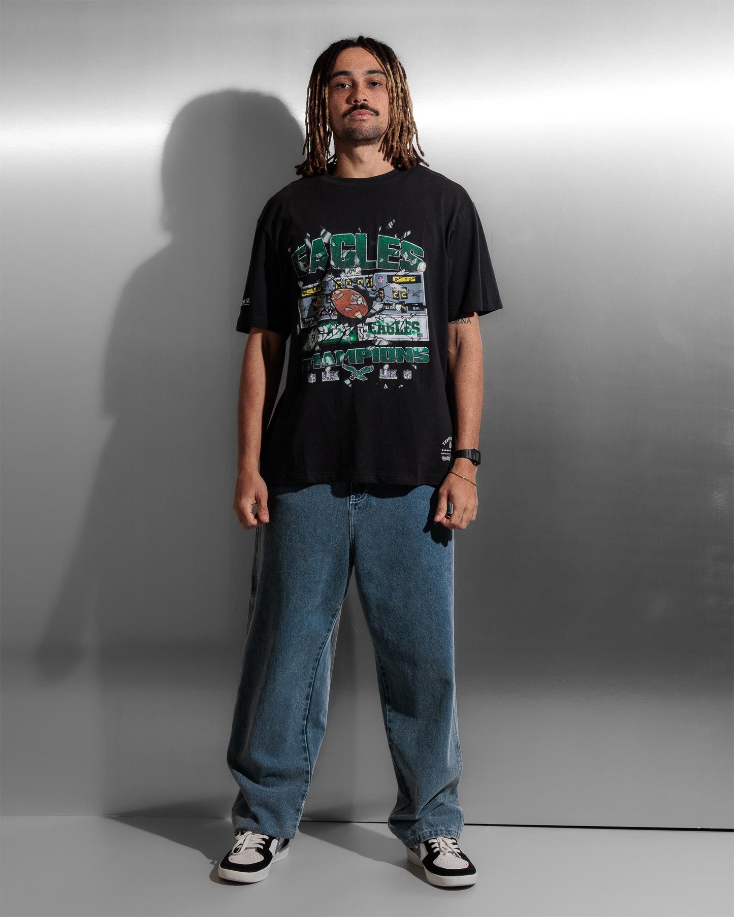 MNA-T53 (Mitchell & ness philadelphia eagles smashed scoreboard tee washed black) 92693043