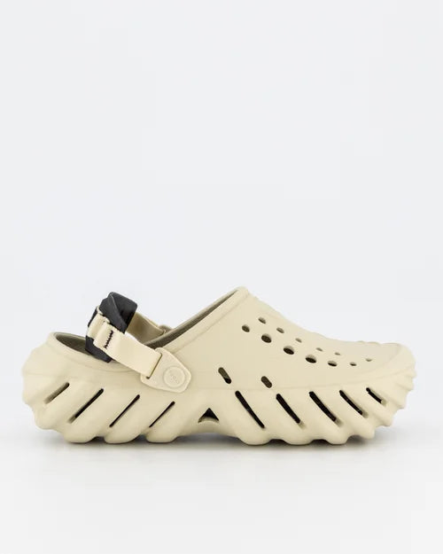CR-O11 (Crocs echo clog bone/black) 102696521