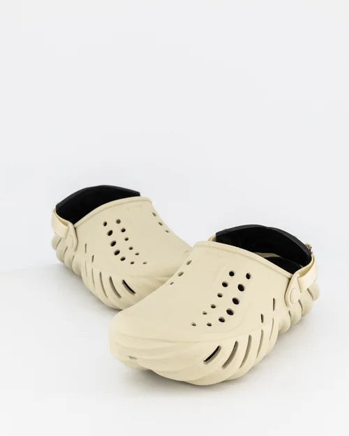 CR-O11 (Crocs echo clog bone/black) 102696521