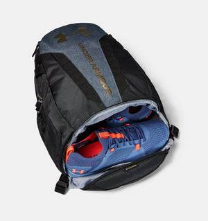 UAE-R1 (Unisex hustle 5.0 backpack black/gold lustre) 32292173