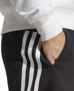 AA-K22 (Adidas future icons 3-stripes shorts black/white) 102393370