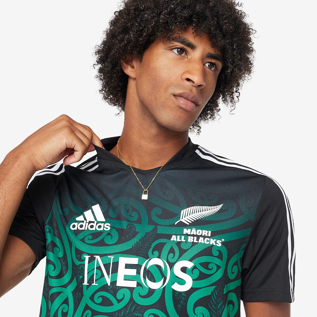 AA-K24 (Adidas maori all blacks rugby performance tee black/team green) 72493870