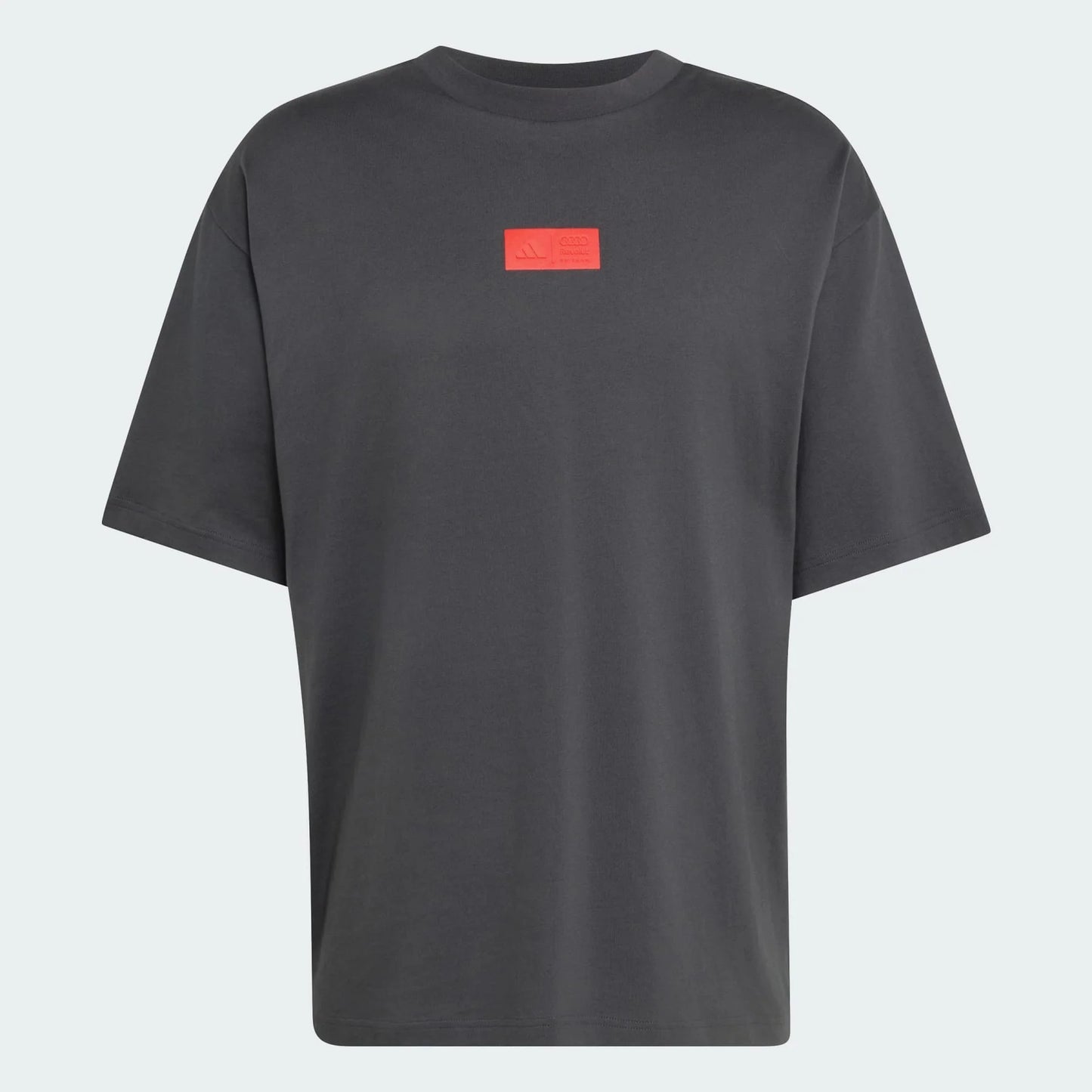 AA-S32 (Adidas audi formula one team elevated graphic short sleeve tee utility black/hi-res red) 72694808
