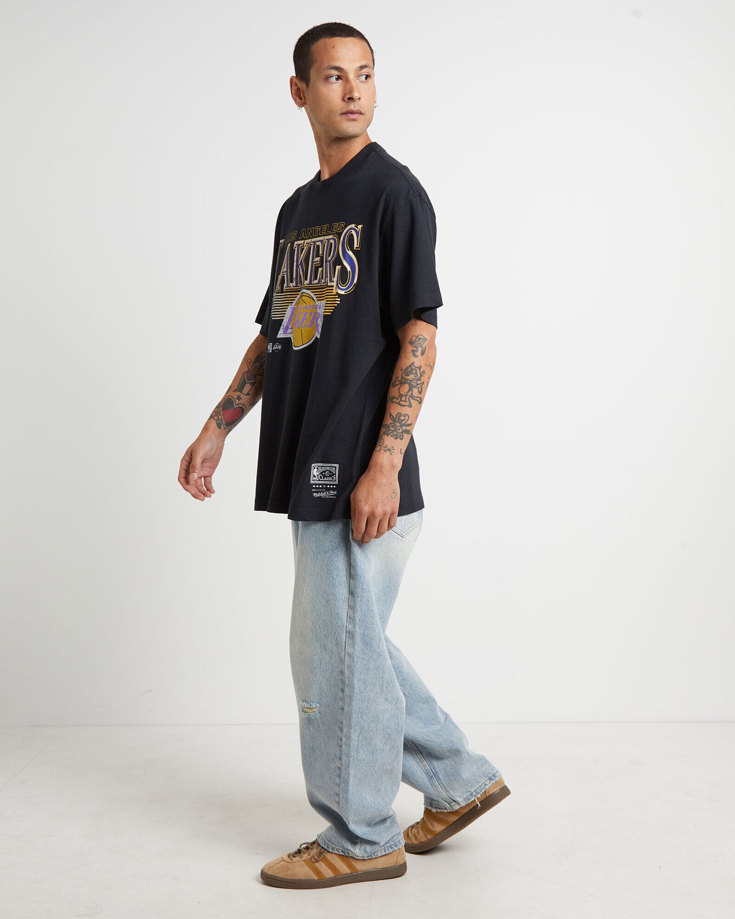 MNA-Y30 (Mitchell and ness underscore tee lakers faded black) 92393478