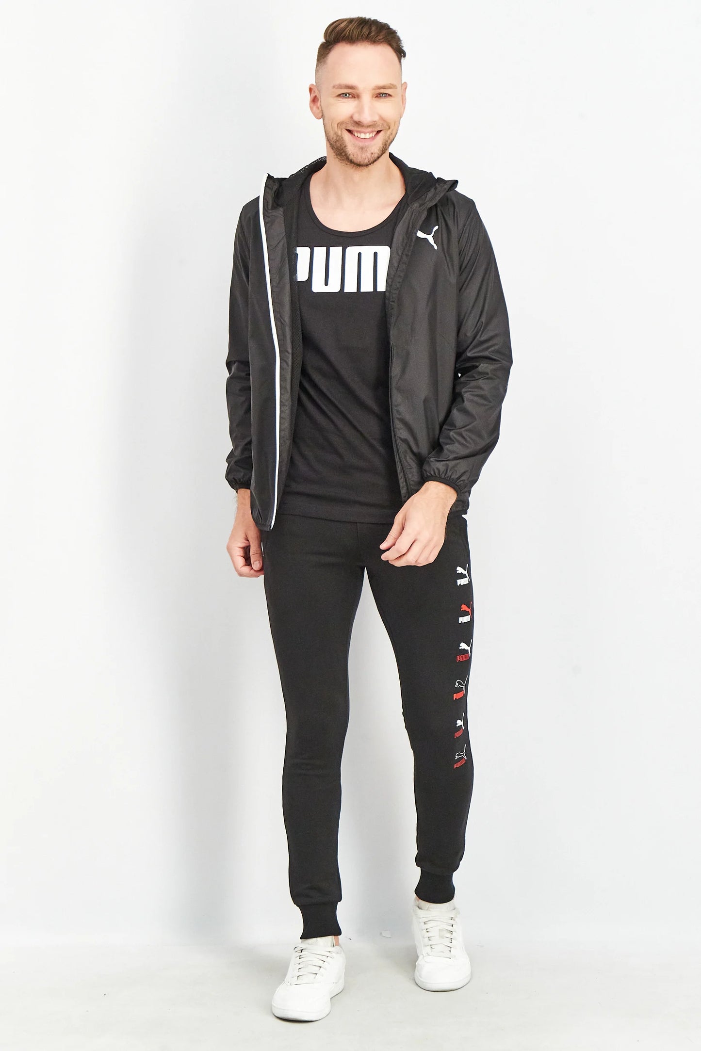 PA-M6 (Essentials solid windbreaker puma black) 32294500