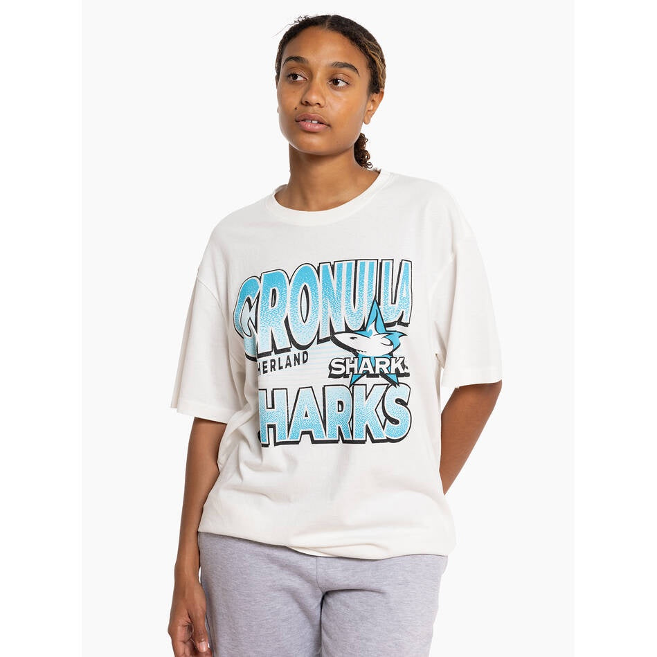 MNA-S31 (Mitchell and ness inclined stack tee cornulla sutherland sharks vintage white) 102393347