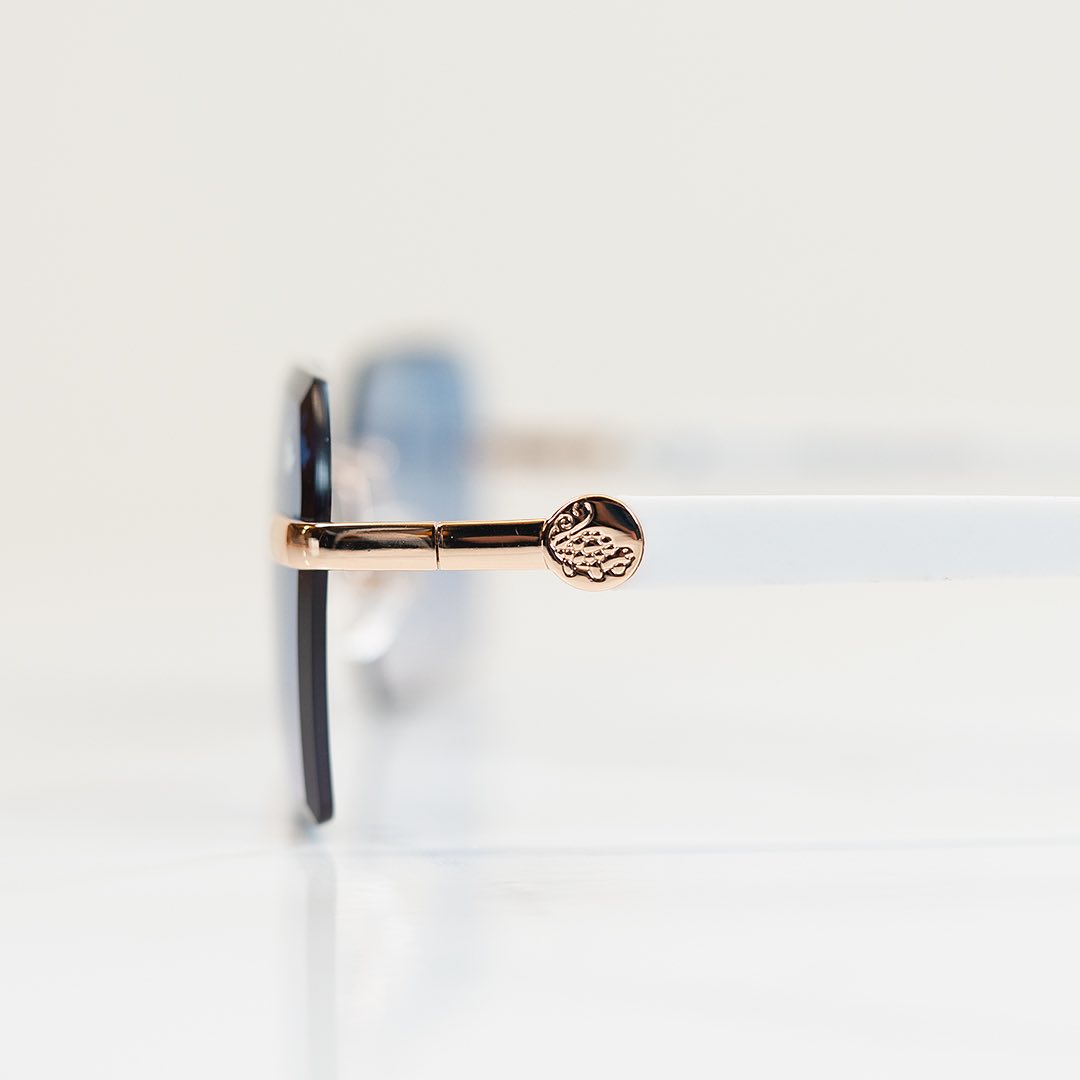 BV-Q (Belvoir & co sunglasses diamond cut willow blue gold/white) 52596700