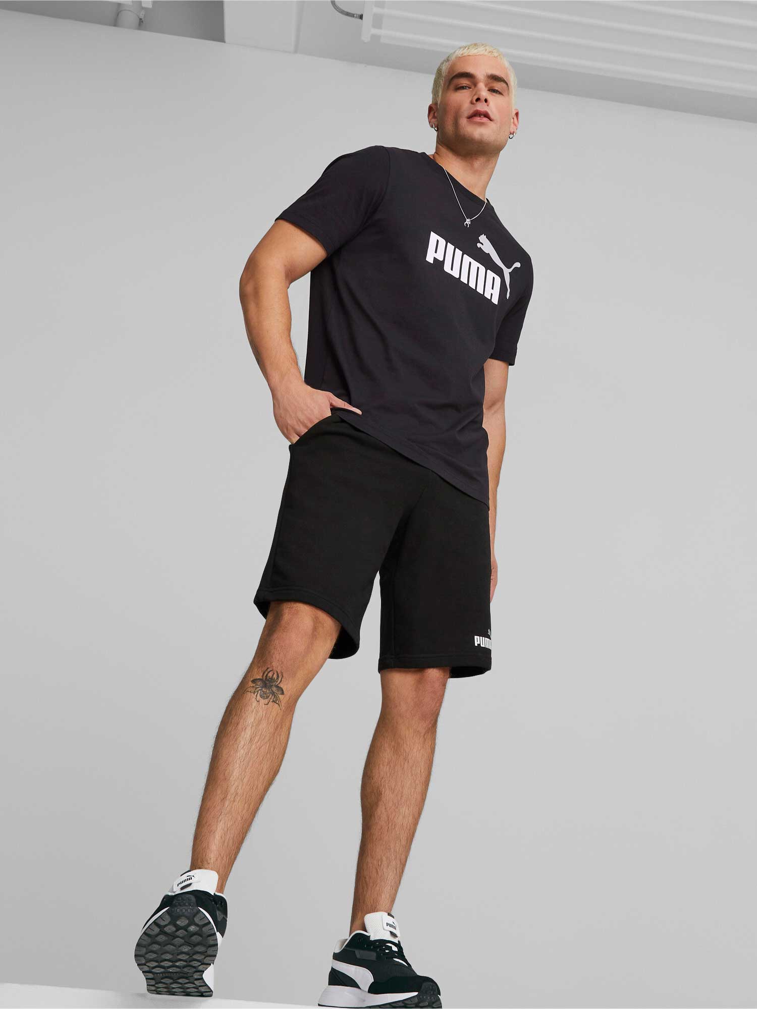 PA-E8 (Puma essentials + 2 col 10"shorts black/white) 52393000 PUMA