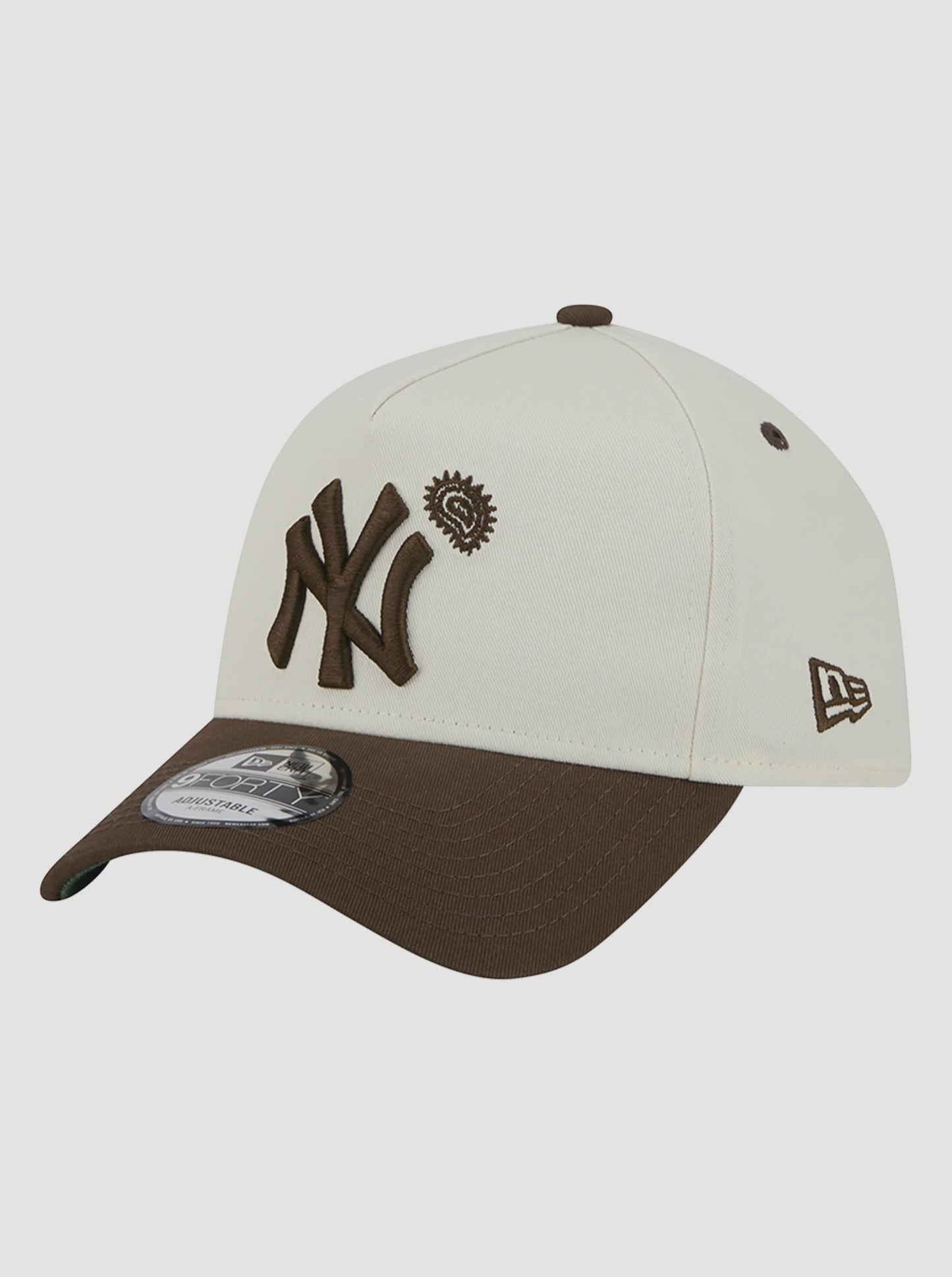 NEC-H67 (New era 940 A frame walnut paisley new york yankees snapback chrome white/cilantro green UV osfm) 92592670