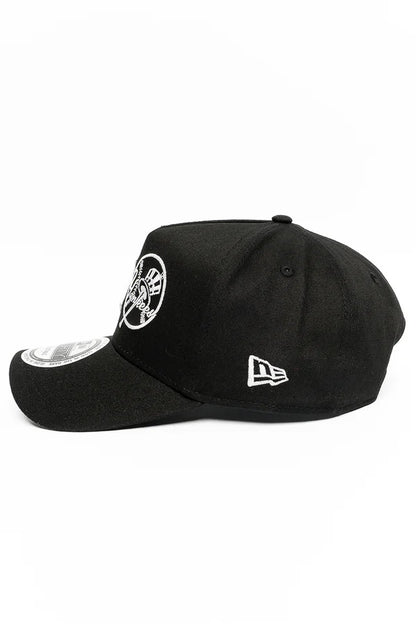 NEC-W68 (New era 940 A frame new york yankees glow in the dark snapback black/black UV osfm) 102592890