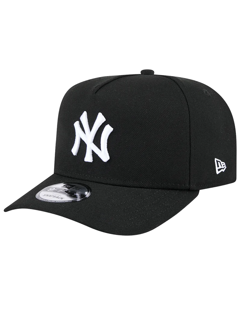 NEC-B70 (New era 950 A frame classic black/white new york yankees snapback black/cilantro green UV osfm) 112593290