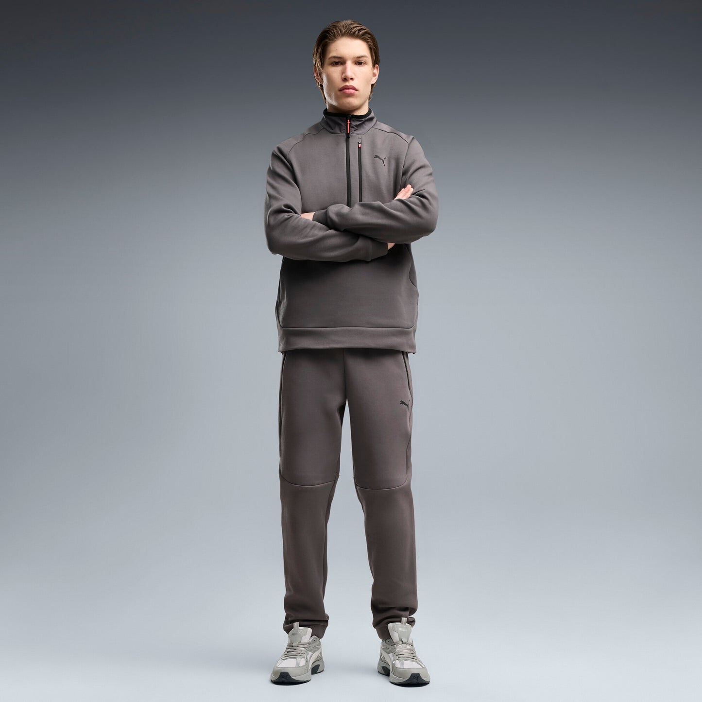 PA-V12 (Puma pumatech elevated pants dark moody grey) 82696500