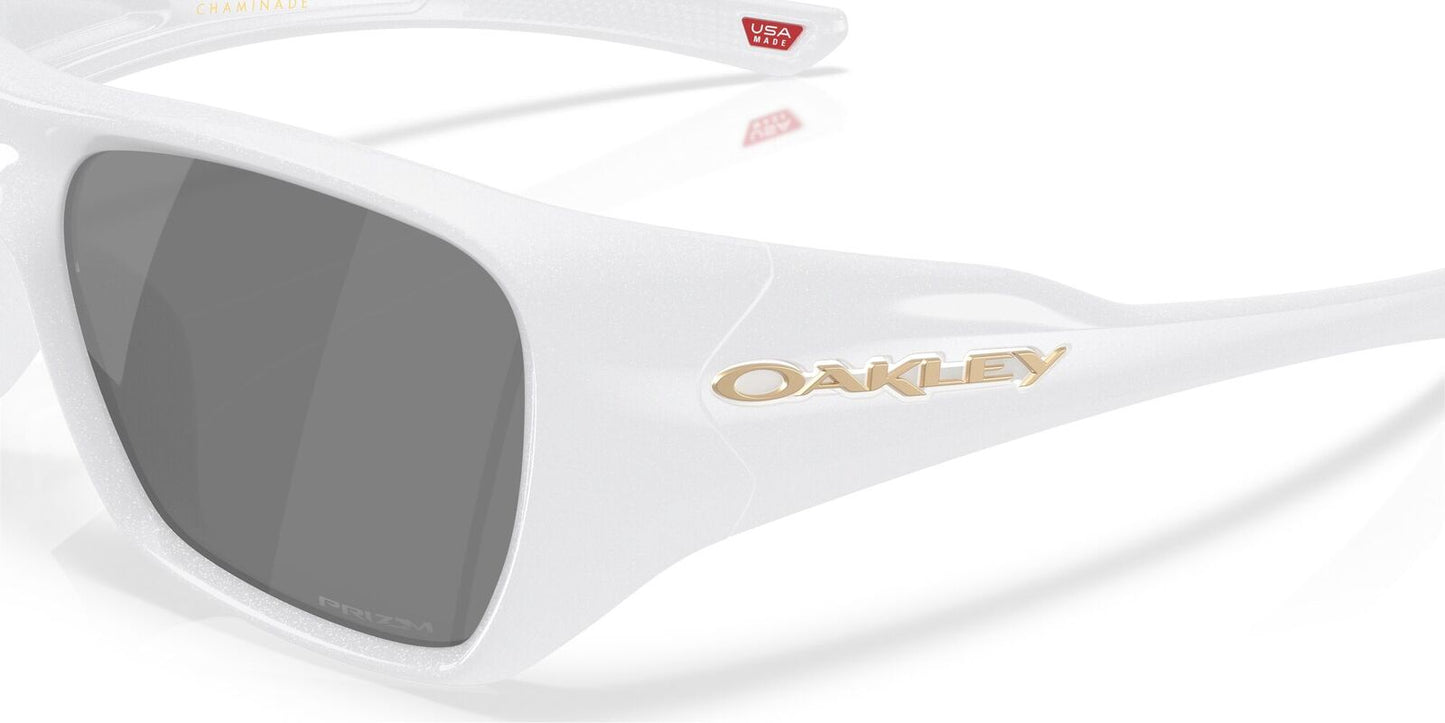 OK-P (Oakley chaminade pearl white frame with prizm black lenses) 925912627