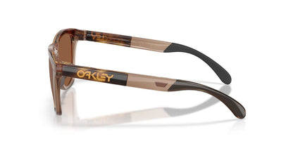 OK-M (Oakley frogskins range xl brown tortoise frame with brown smoke prizm lenses) 925916393