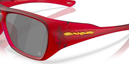 OK-Q (Oakley chaminade matte transparent red frame with prizm black lenses) 925914104