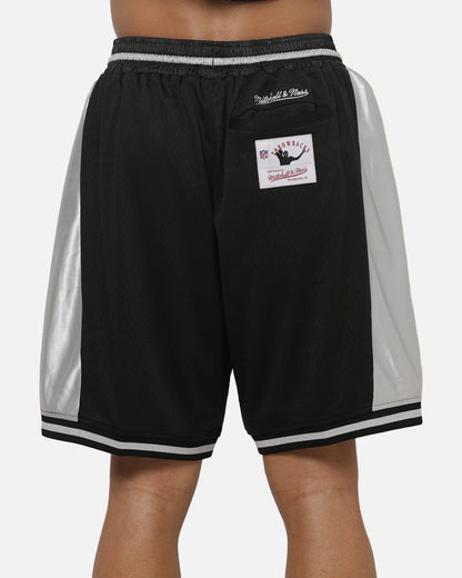 MNA-O53 (Mitchell & ness las vegas raiders established mesh shorts black) 82695652