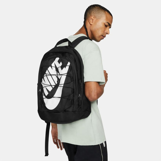 NE-E22 (Nike hayward backpack black/white) 42293325