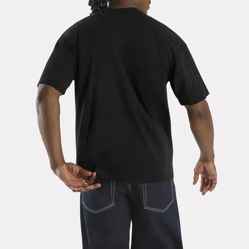 RA-B4 (Reebok elevated athletic varsity tee black) 82693581