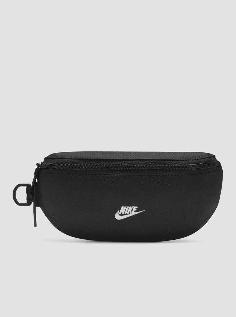 NE-D26 (Nike heritage waist pack 2.0 black/white) 72692347