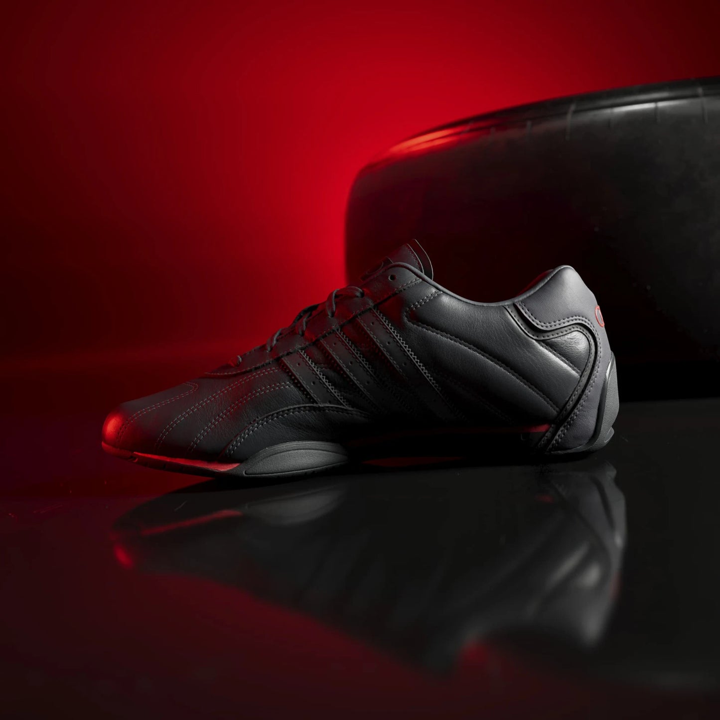 A-N72 (Adidas adiracer low audi black) 226910580