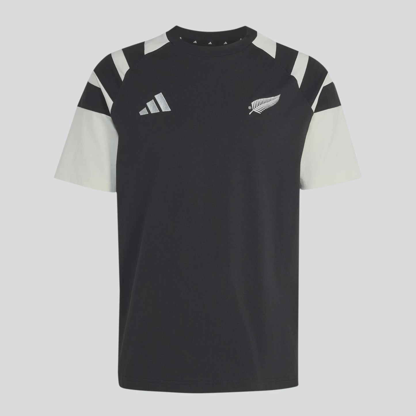 AA-C32 (Adidas all blacks leisurewear t-shirt black/off white) 52693412