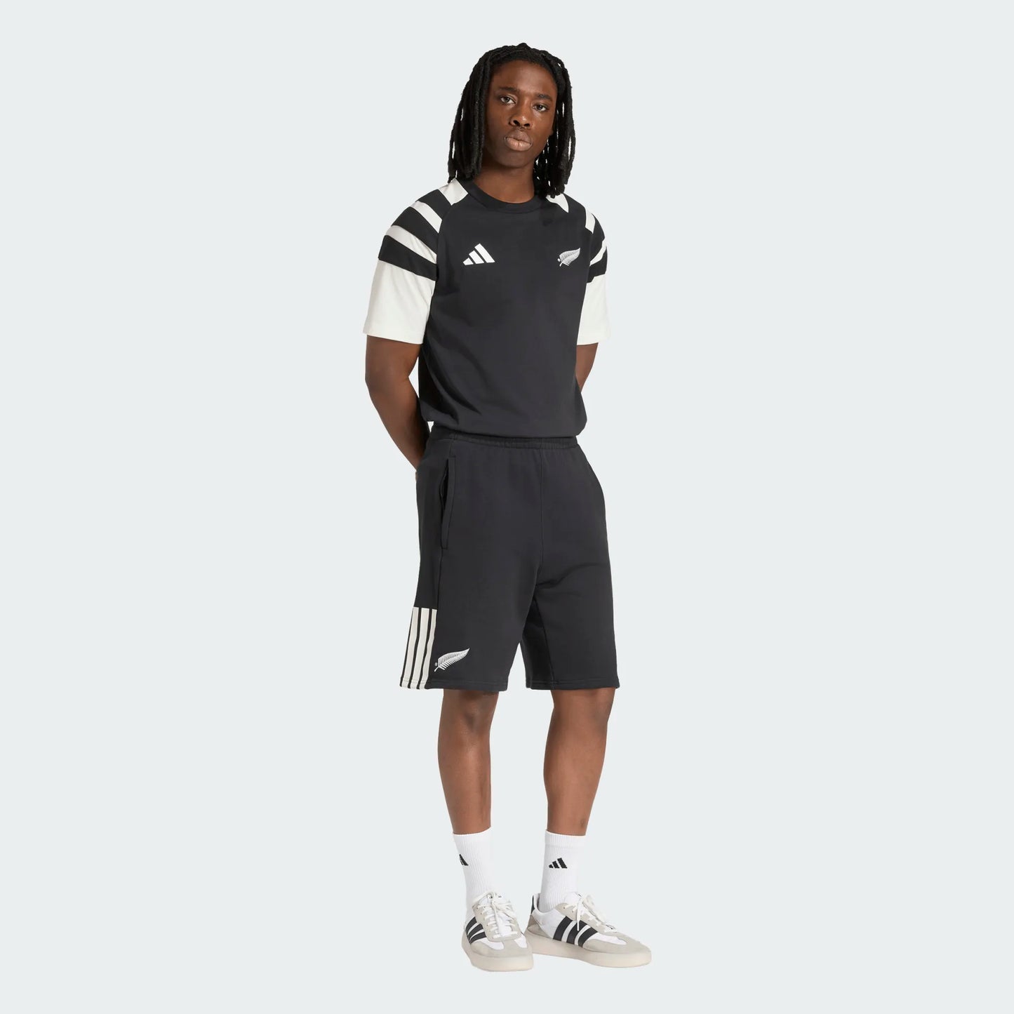 AA-C32 (Adidas all blacks leisurewear t-shirt black/off white) 52693412