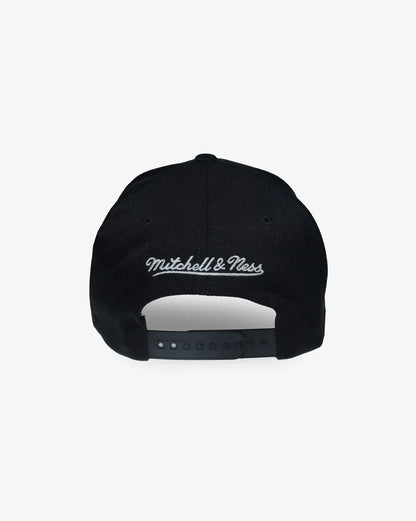 MNA-M46 (Mitchell & ness black & white milwaukee bucks flex fit snapback black osfm) 92592391