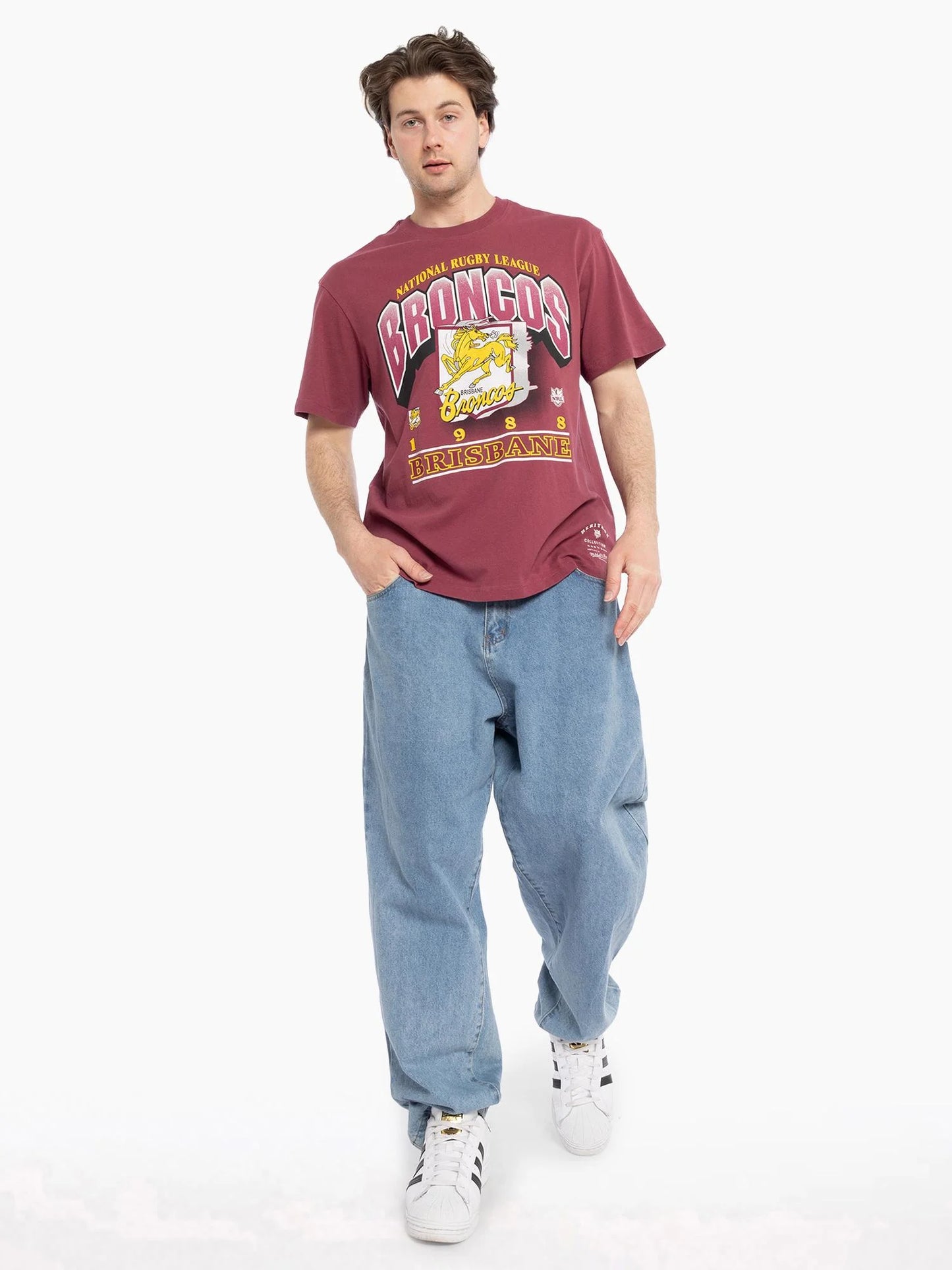 MNA-S38 (Mitchell & ness bevel crest tee brisbane broncos maroon) 102493043